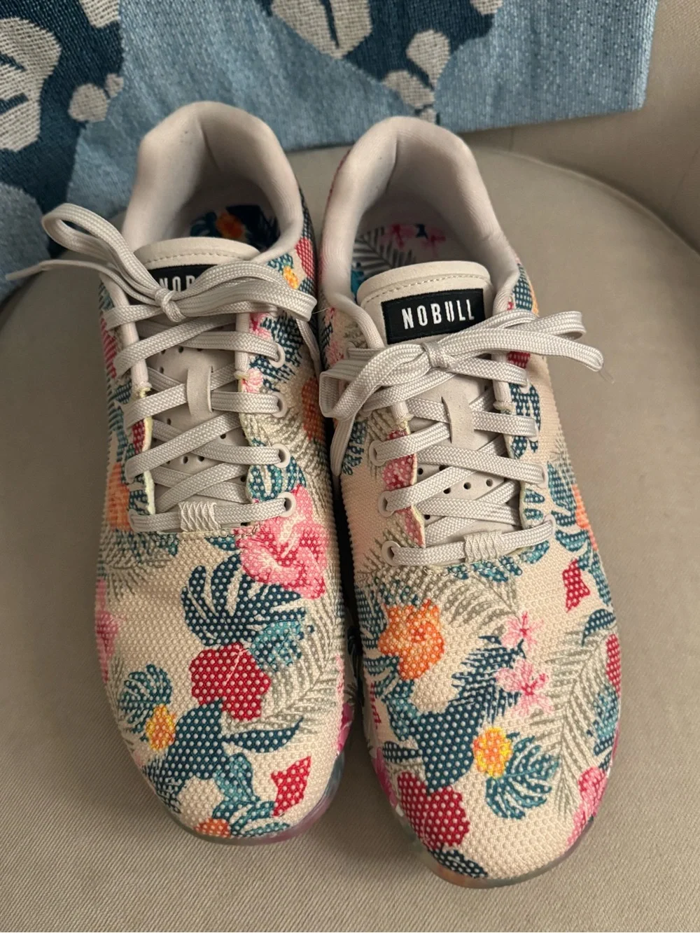 NOBULL Floral Print Women’s Training Shoes - Cream Multi -Size 14 Women/Men 12.5